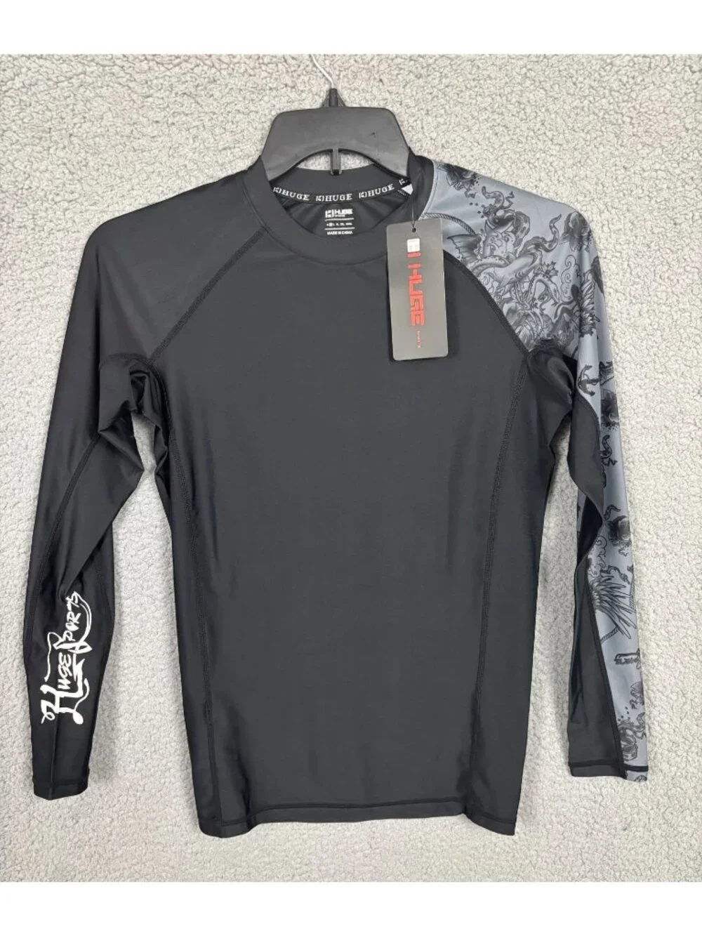 Huge Sports Mens Black & Gray Long Sleeve Rash Guard UPF 50+ Quick-Dry Med NWTs